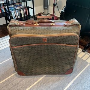 5 pieces…2/suitcase, duffel bag, overnight and garment bag